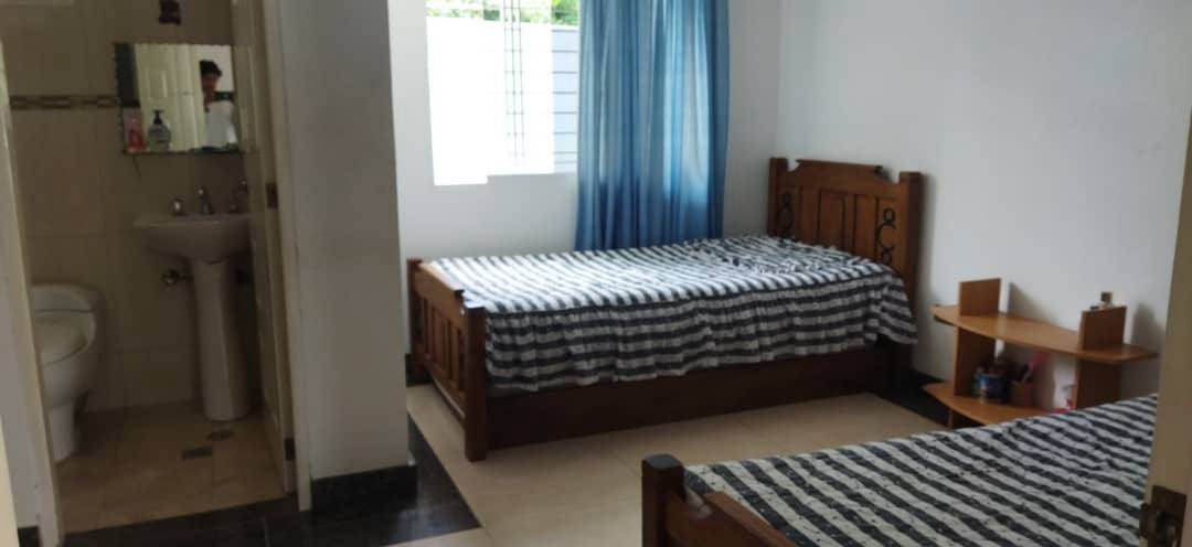 Будинок, 4047 м², 408 000$ — FAKTOR